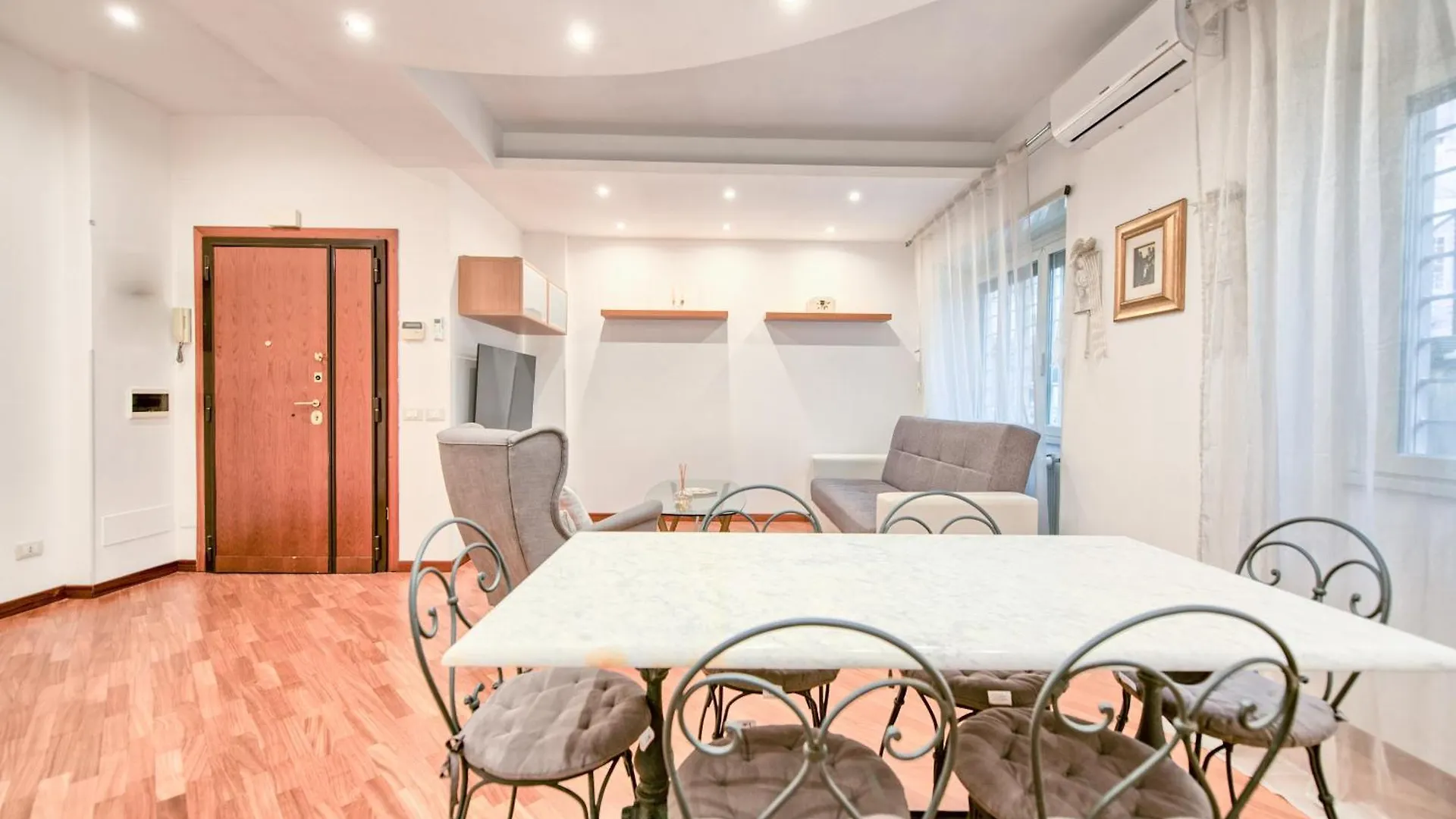 La Corte Di Cesare - Appartamento Via Garbasso Rome Apartment